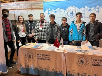 Üniversitemiz Gaziantep ve Adana’da Düzenlenen Tanıtım Fuarlarında Aday Öğrencilerle Buluştu