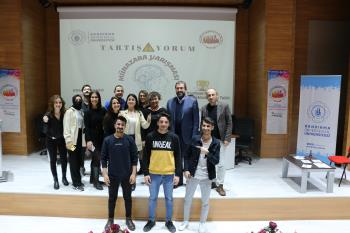Genç Türkiye Topluluğumuz Tarafından Münazara Yarışması Düzenlendi