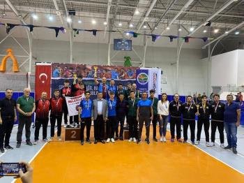 Bandırma Onyedi Eylül Üniversitesi Gençlik ve Spor Kulübünden Masa Tenisinde Büyük Başarı
