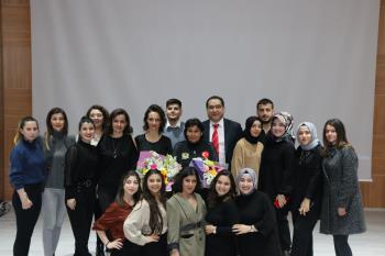 Genç Türkiye Topluluğumuz Tarafından Dünya Kadınlar Günü Kapsamında "Kadın İsterse" Konulu Konferans Düzenlendi