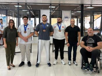 Sporcularımız TÜB Engelsiz Bilek Güreşi Turnuvasında Madalyaları Topladı