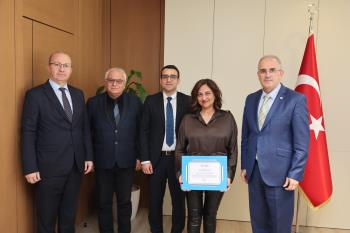 İİBF Dekanlık Görevinde Devir Teslim Töreni Gerçekleştirildi