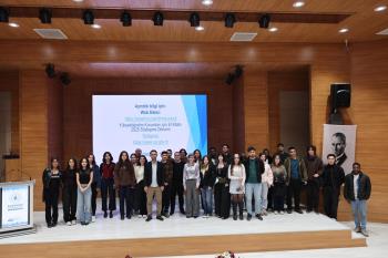 ERASMUS+ ÖĞRENİM VE STAJ HAREKETLİLİĞİ (KA131) 2026-2027 GÜZ VE BAHAR DÖNEMİ Seçilen Öğrenciler (Asil ve Yedek) İçin Bilgilendirme Toplantısı Gerçekleştirildi.