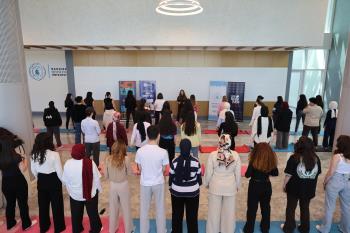 Üniversitemizde “Dünya Fiziksel Aktivite Günü” Kapsamında Egzersiz Etkinliği Düzenlendi