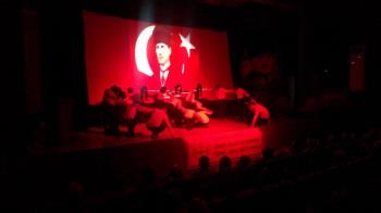 İstiklal Marşı´nın Kabulünün 97. Yılı ve Mehmet Akif Ersoy´u Anma Günü Bandırma'da Törenle Kutlandı